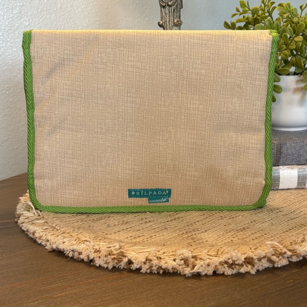 Silpada Designs Tri-fold Jewelry Travel Case Organizer